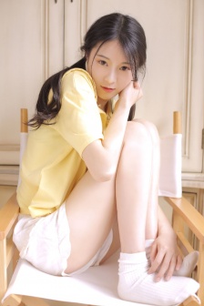 25岁女高中生